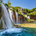 Puzzle - Castorland - Țara lacurilor căzătoare