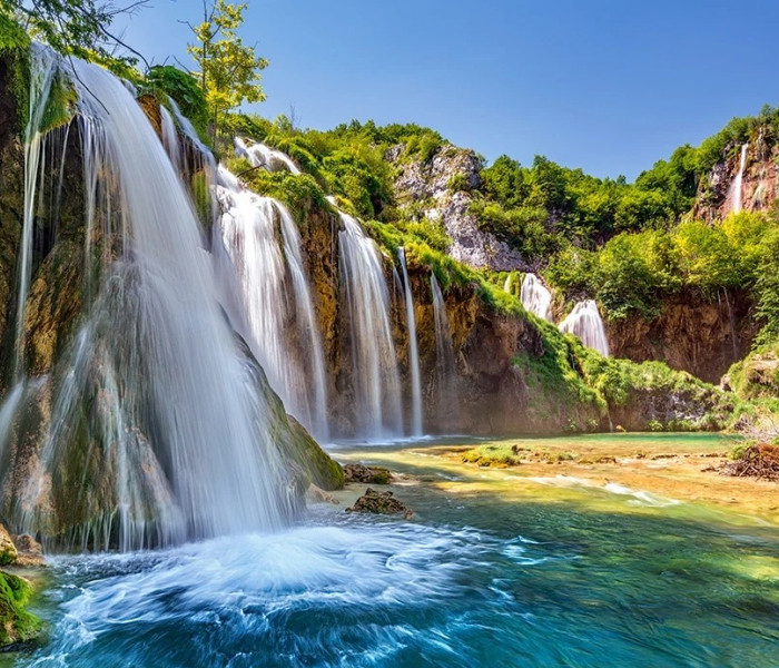 Puzzle - Castorland - Țara lacurilor căzătoare