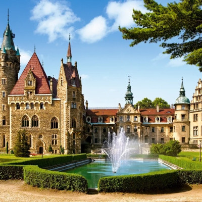 Castelul Moszna, Polonia
