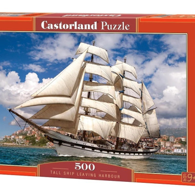Tall Ship părăsește portul