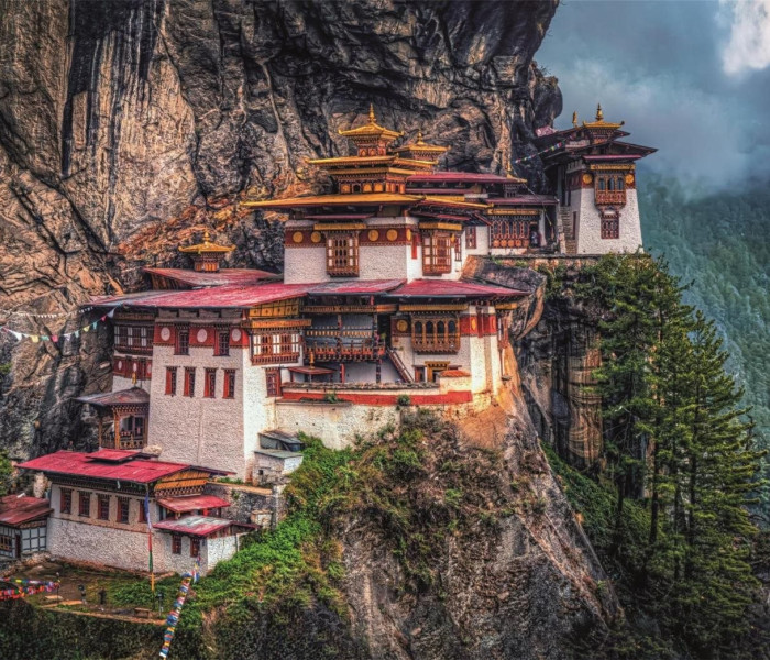 Puzzle - Clementoni - Mănăstirea Cuibul Tigrului, Bhutan
