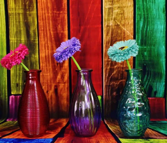 Puzzle - Grafika - Vaze colorate cu flori