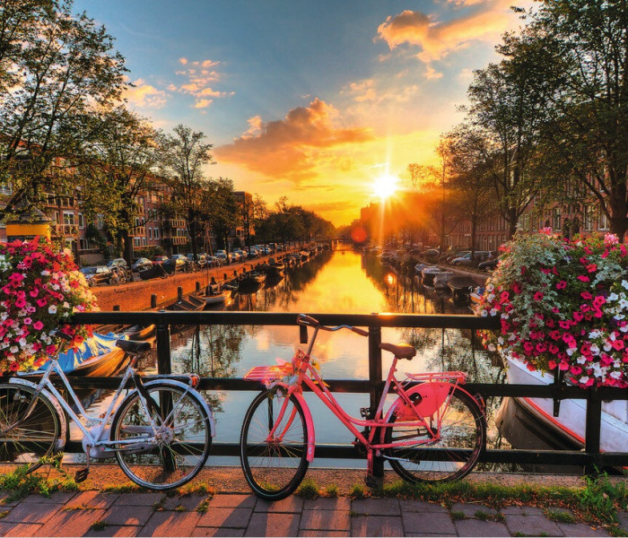 Puzzle - Ravensburger - Bicicletă în Amsterdam