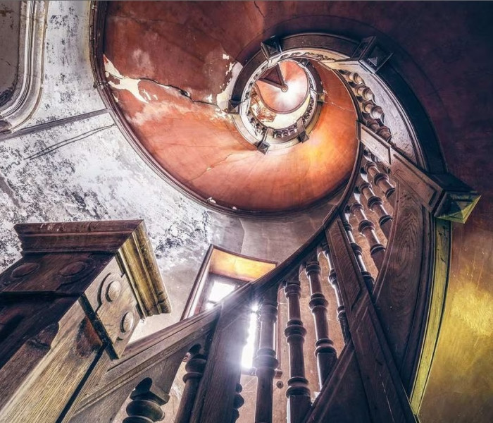 Puzzle - Ravensburger - Scări în spirală