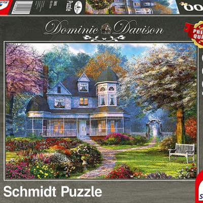 Căsuță lângă lac